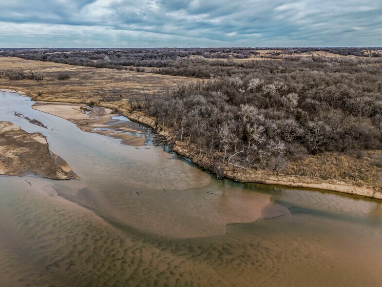 More Photos Of 79+/- Acres on 272nd Rd. Rd @ 41st Rd, Arkansas City Land For Sale