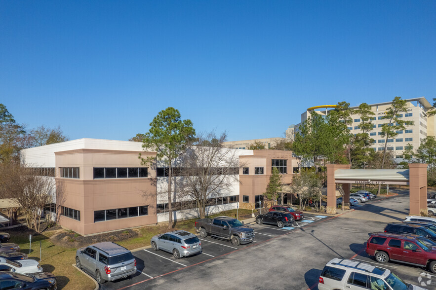 Primary Photo Of 1011 Medical Plaza, The Woodlands Medical For Lease