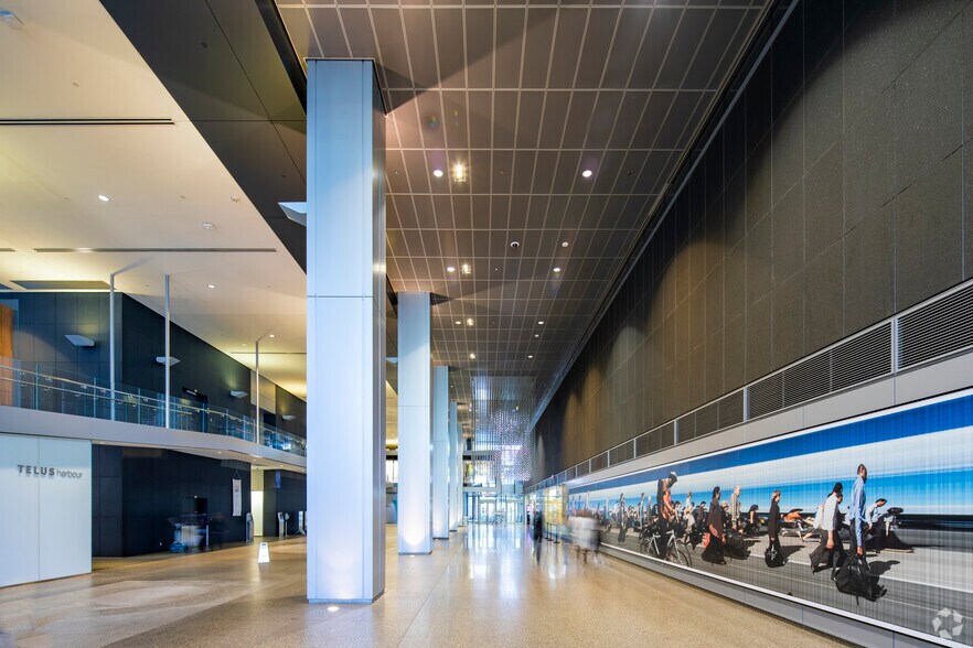 More Photos Of 25 York St, Toronto Office For Lease