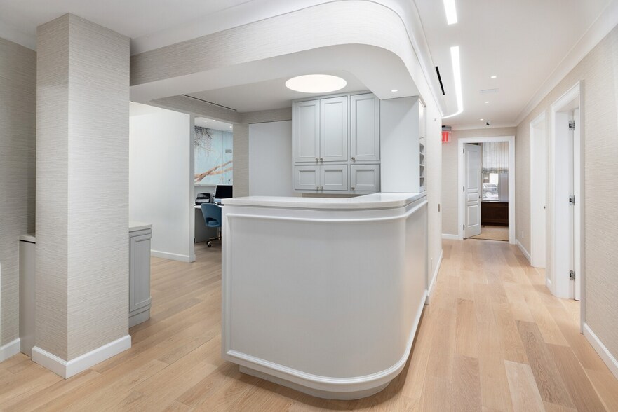 More Photos Of 1069-1075 Park Ave, New York Apartments For Sale