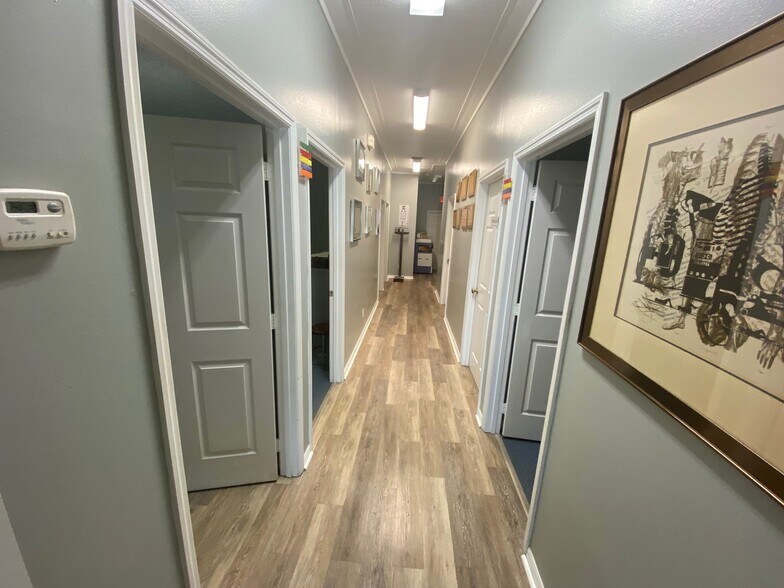 More Photos Of 1565 Sarno Rd, Melbourne Medical For Sale