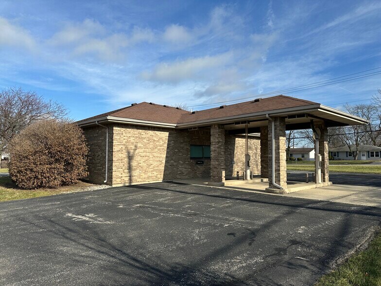 More Photos Of 3425 Hobson Rd, Fort Wayne Storefront Retail Office For Sale