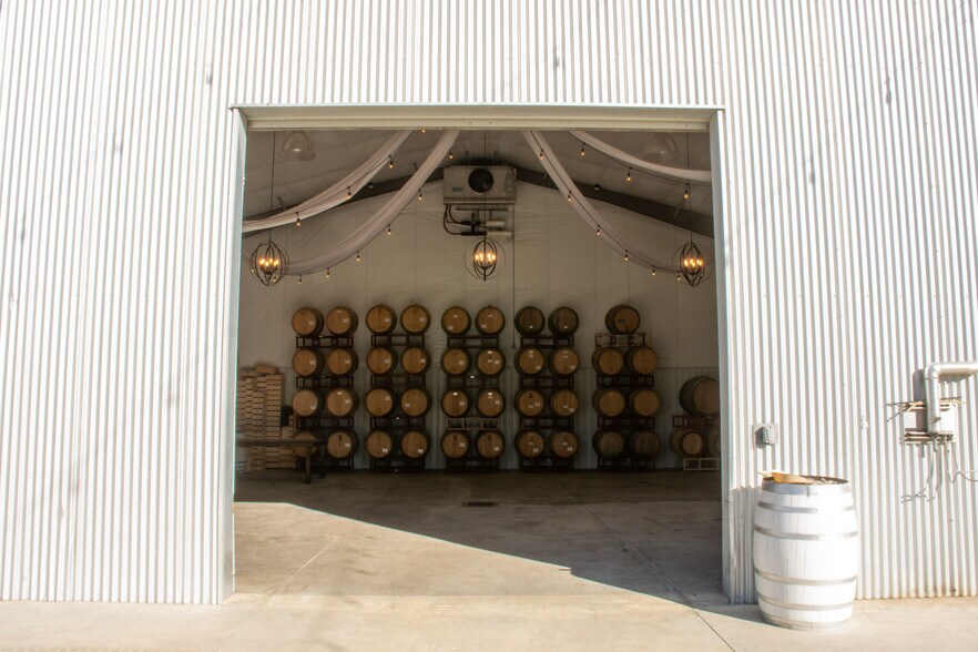 More Photos Of 1020 Penman Springs Rd, Paso Robles Winery Vineyard For Sale