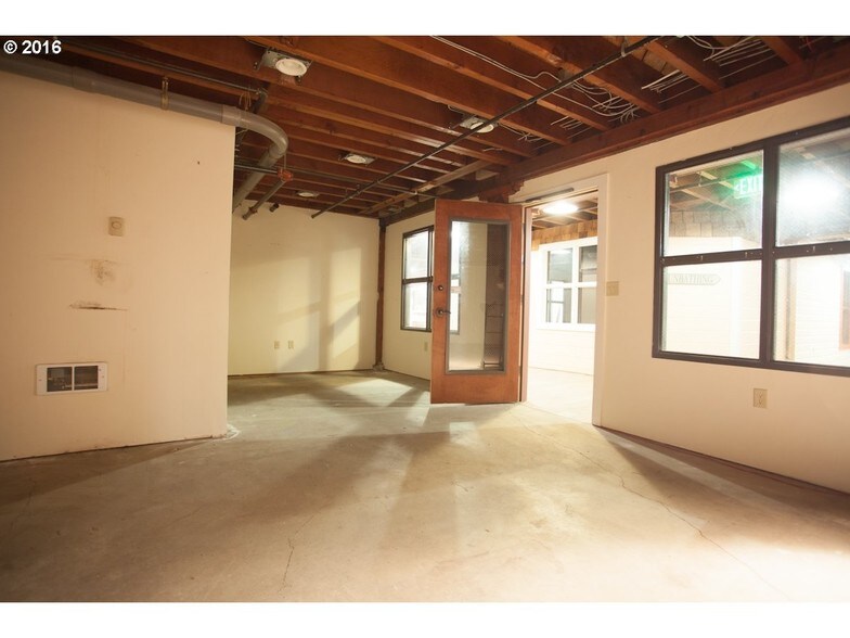 More Photos Of 1044 Marine Dr, Astoria Restaurant For Sale