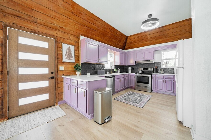 More Photos Of 691 Bear Rd, Van Alstyne Specialty For Sale