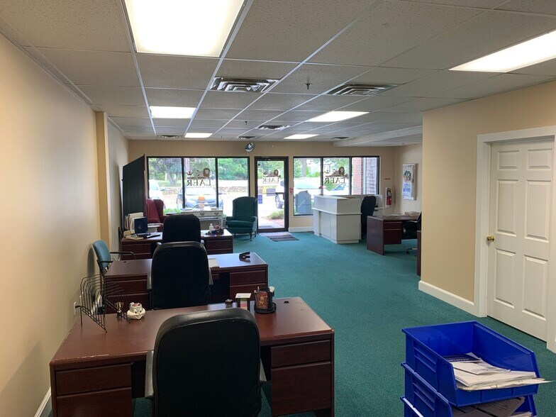 More Photos Of 205 Worcester Ct, Falmouth Loft Creative Space For Sale