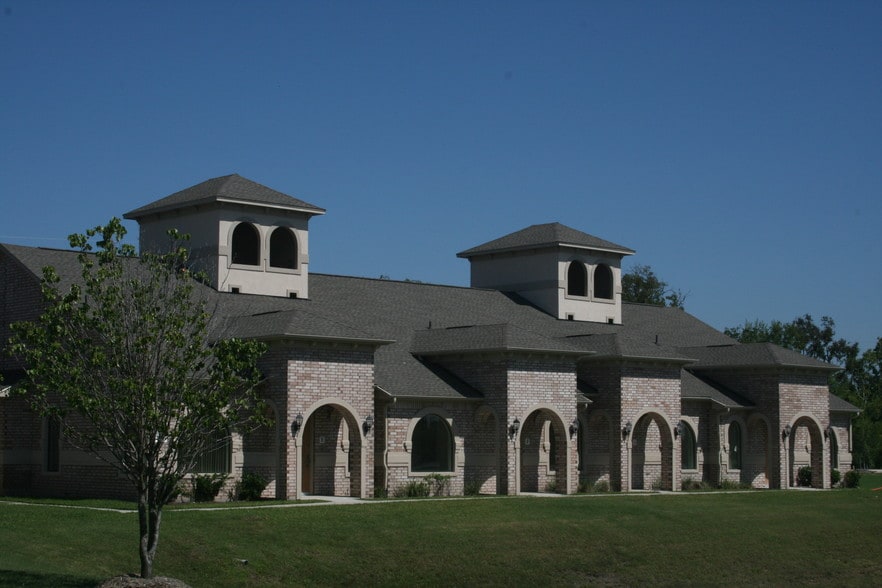Primary Photo Of 134 Eldridge Rd, Sugar Land Office Residential For Lease