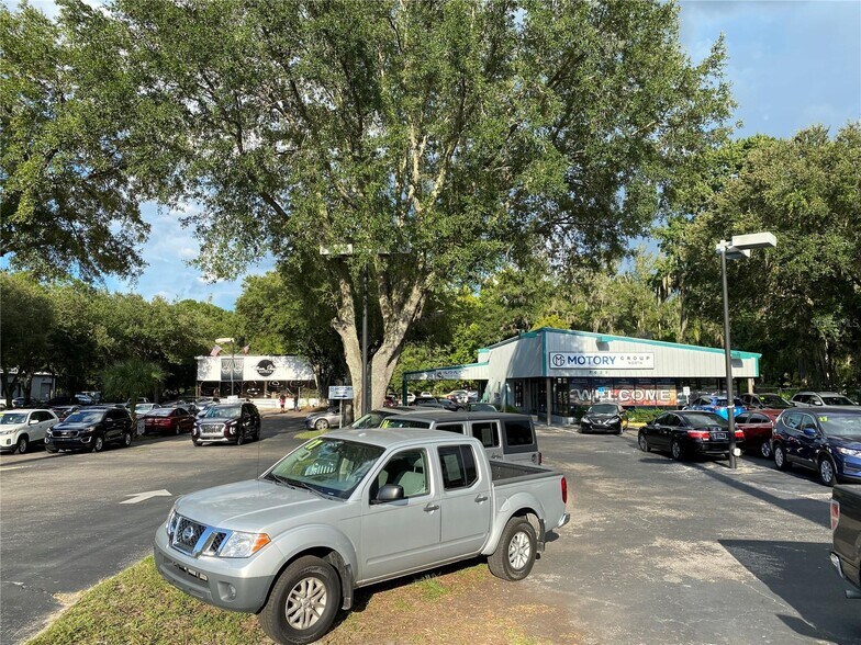 Primary Photo Of 2625 N Main St, Gainesville Auto Dealership For Lease