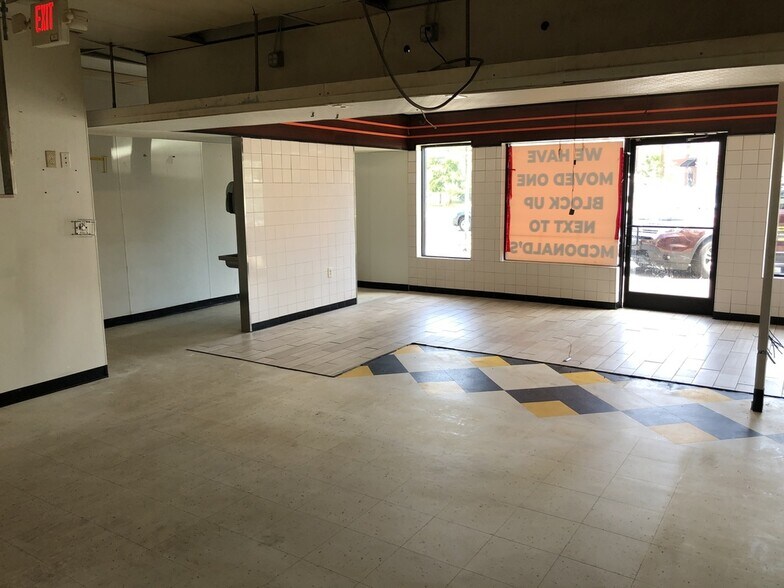 More Photos Of 923 N Miami Blvd, Durham General Retail For Lease