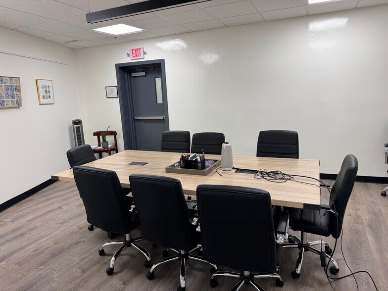 More Photos Of 9-21 Station St, Brookline Loft Creative Space For Lease