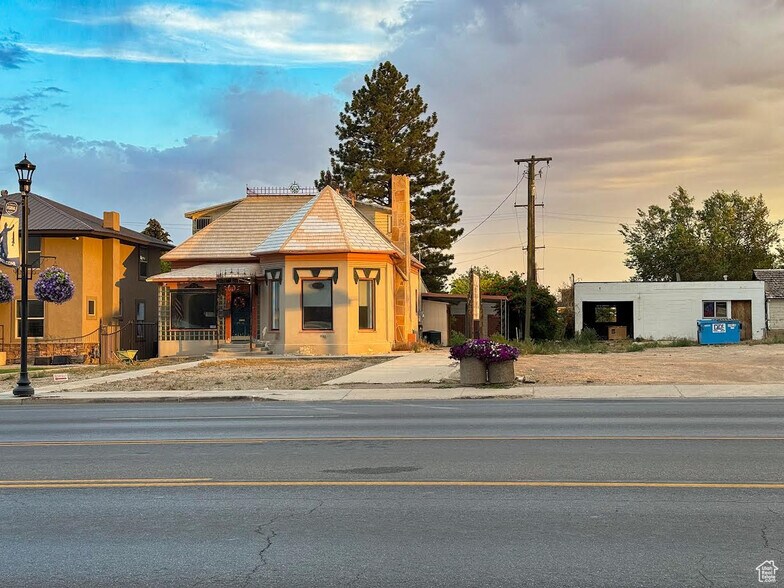 Primary Photo Of 235 W Main St, Vernal Office For Sale