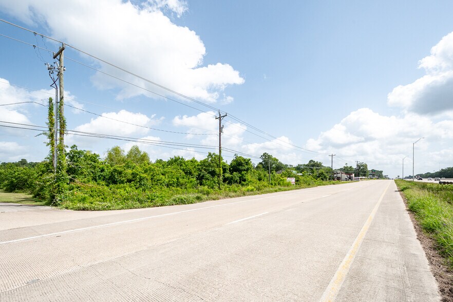 More Photos Of 18556 US Highway 59, New Caney Land For Sale