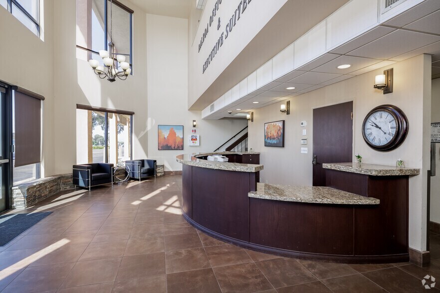 More Photos Of 7710 Balboa Ave, San Diego Office For Lease
