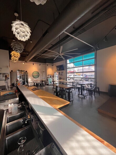 More Photos Of 955 S Virginia St, Reno Office For Sale