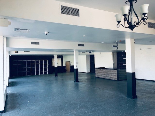 More Photos Of 770 Georges Rd, North Brunswick Storefront For Lease