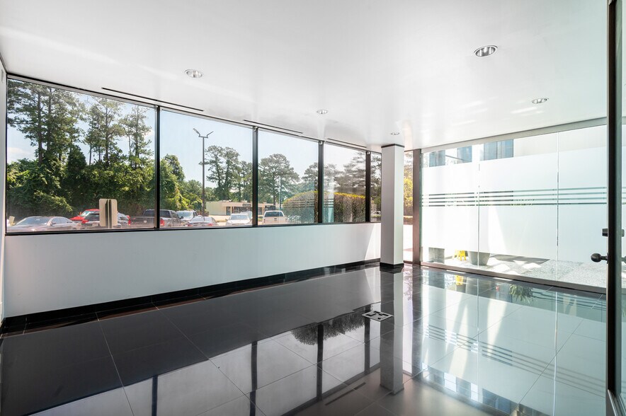 More Photos Of 25227 Grogans Mill Rd, The Woodlands Office For Lease