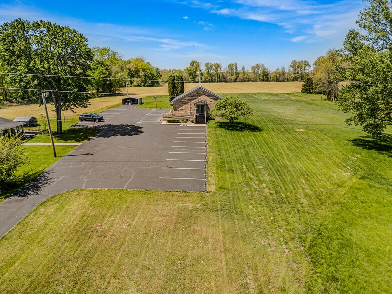 More Photos Of 7990 S 300 W, Columbus Flex For Sale