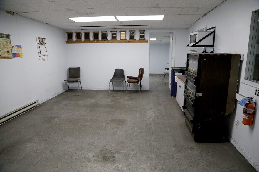 More Photos Of 855 Edward st, Prescott Industrial For Sale