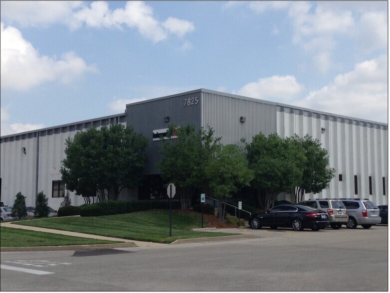 Primary Photo Of 7753 National Tpke, Louisville Warehouse For Lease