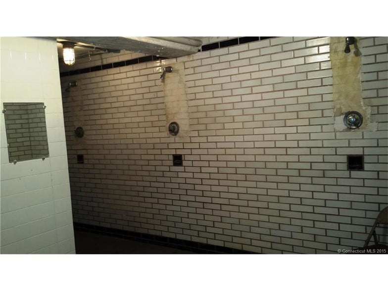 More Photos Of 54 Washington St, Middletown Office For Sale