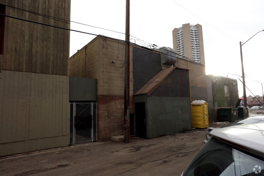 More Photos Of 10030 102nd St NW, Edmonton Bar For Sale