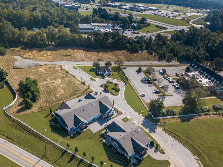 More Photos Of 7626 Sandler Dr, North Chesterfield Multifamily For Sale