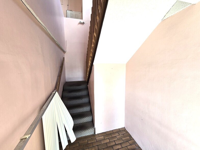 More Photos Of 5800-5820 N University Dr, Fort Lauderdale Storefront Retail Office For Lease