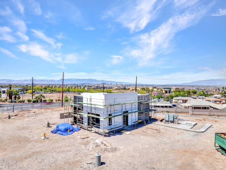 More Photos Of NEC E Lake Mead Pky and N Water St, Henderson Fast Food For Sale