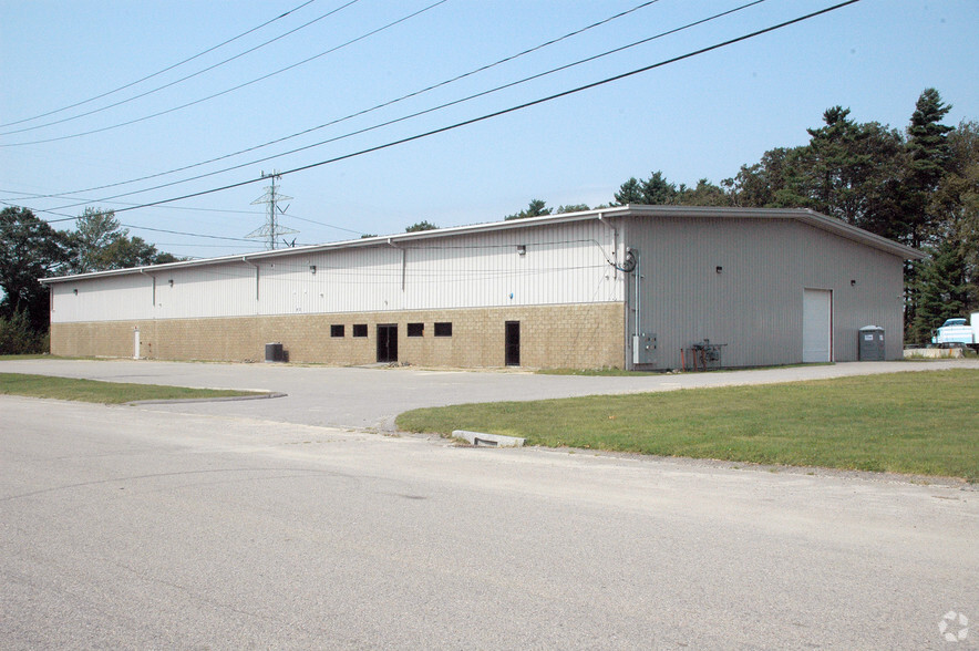 Primary Photo Of 76 Production Rd, Walpole Warehouse For Lease