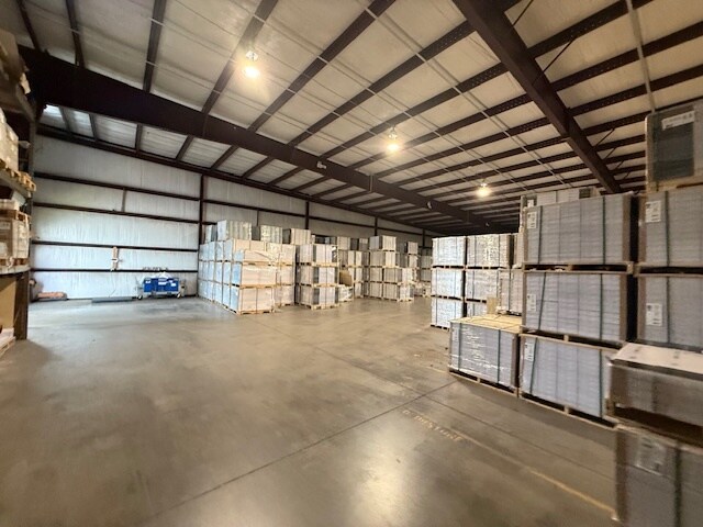 More Photos Of 3890 A Pasco St, Pensacola Unknown For Lease