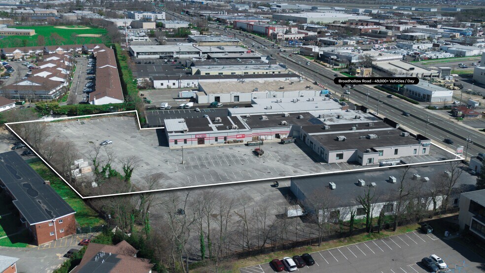 More Photos Of 120-130 Broadhollow Rd, Farmingdale Storefront For Sale