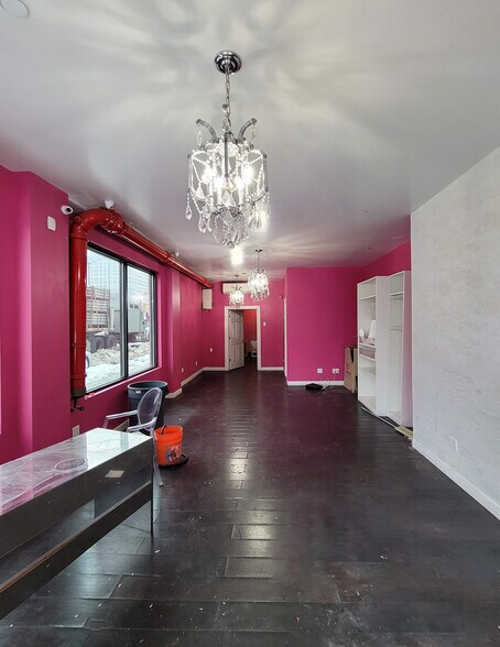 More Photos Of 596 Washington Ave, Brooklyn Apartments For Lease