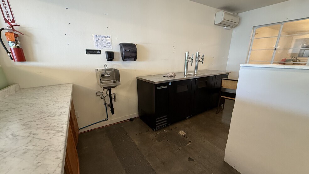More Photos Of 123 Front Ave NW, Castle Rock Storefront Retail Office For Sale