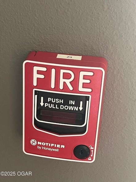 More Photos Of 3820 E 20th St, Joplin Specialty For Sale