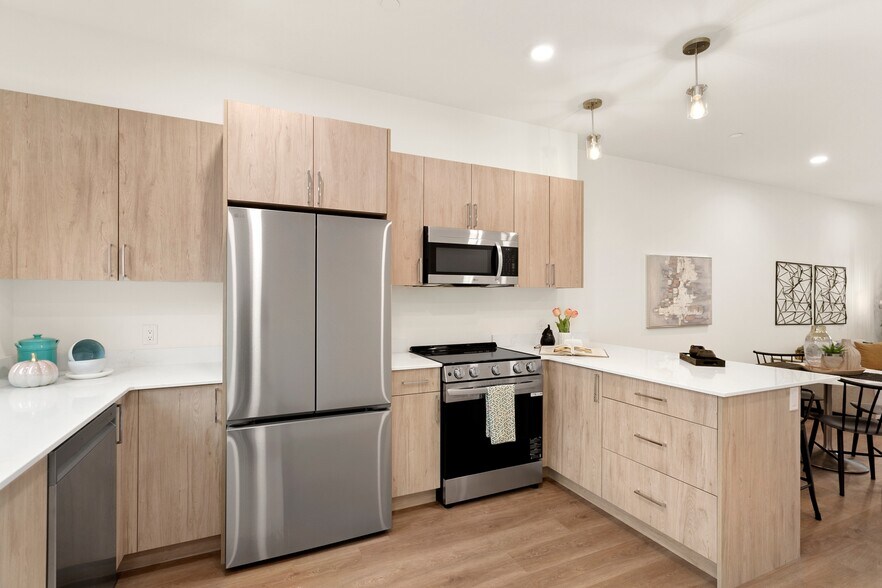 More Photos Of 117 Wells Ave S, Renton Apartments For Sale