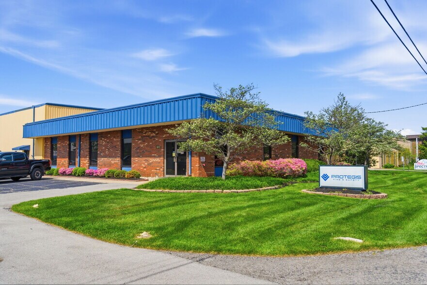 Primary Photo Of 1812 Cargo Ct, Louisville Warehouse For Sale