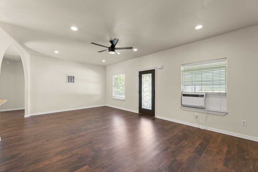 More Photos Of 29067 Bonilla Ln, Katy Land For Lease