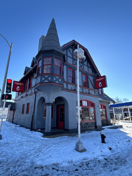 Primary Photo Of 3428 Meramec St, Saint Louis Restaurant For Lease