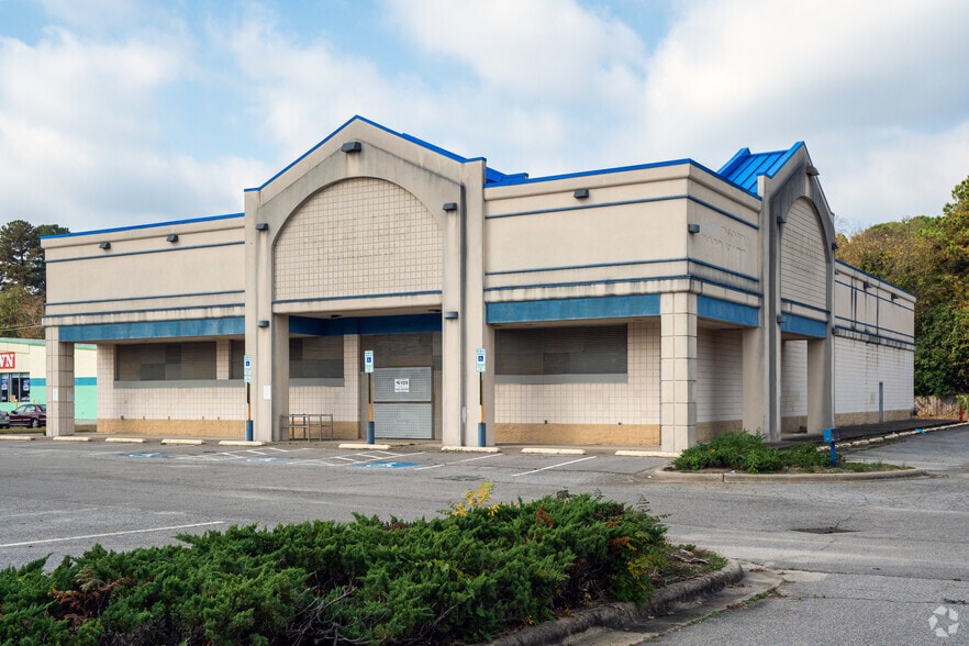 More Photos Of 824 W Raleigh Blvd, Rocky Mount Unknown For Lease