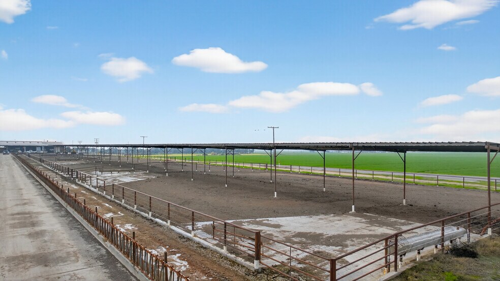 More Photos Of 23388 Road 180, Lindsay Land For Sale