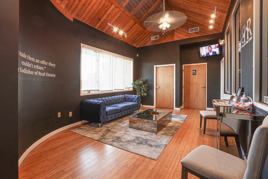 More Photos Of 8311 Two Notch Rd, Columbia Office For Sale