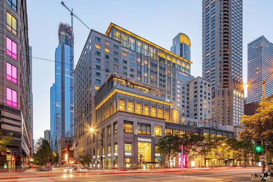 More Photos Of 108 E Superior St, Chicago Hotel For Lease