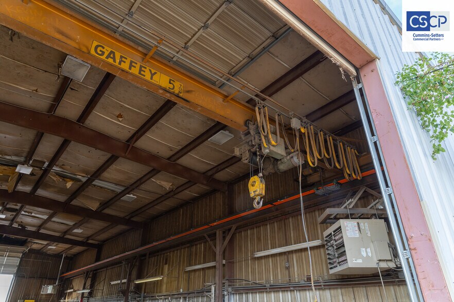 More Photos Of 1175 State Hwy 19, Chickasha Manufacturing For Lease