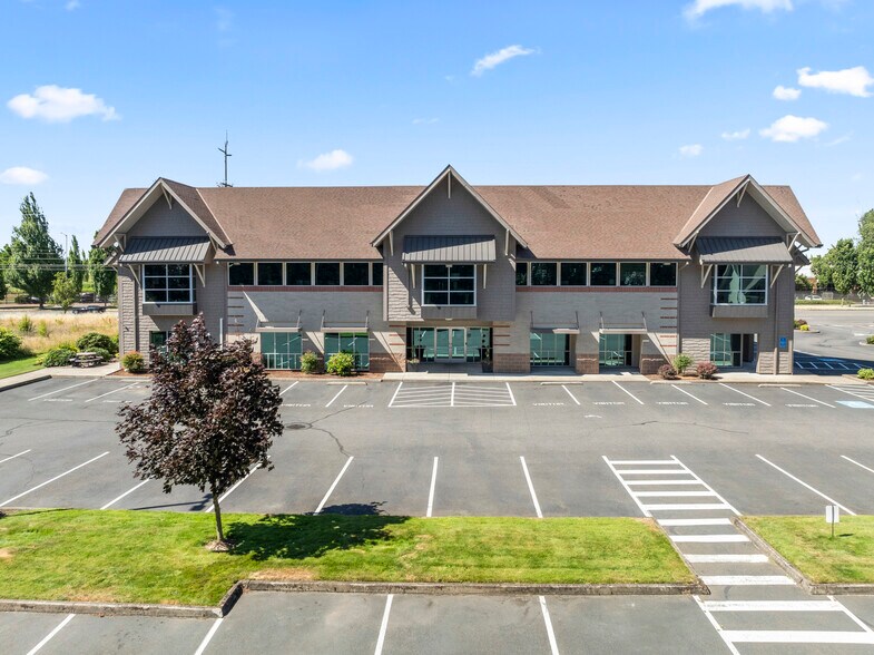 More Photos Of 3220 State St, Salem Office For Sale