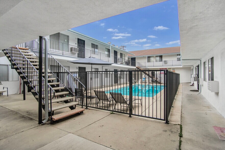 More Photos Of 254 W Dexter St, Covina Apartments For Sale
