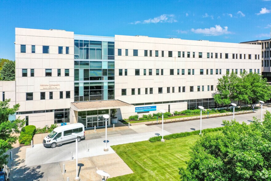 Primary Photo Of 575 S 70th St, Lincoln Medical For Lease