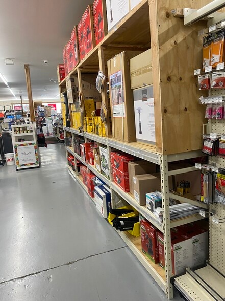 More Photos Of 3120 Lexington Ave, Mohegan Lake Freestanding For Sale