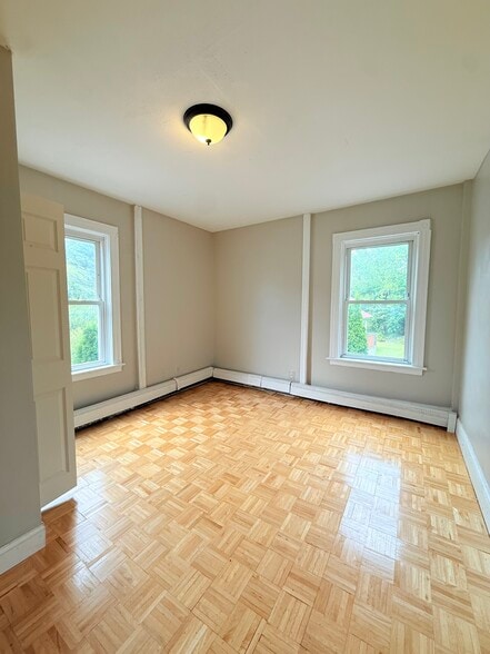 More Photos Of 61-75 Bingley Ter, Johnston Apartments For Sale
