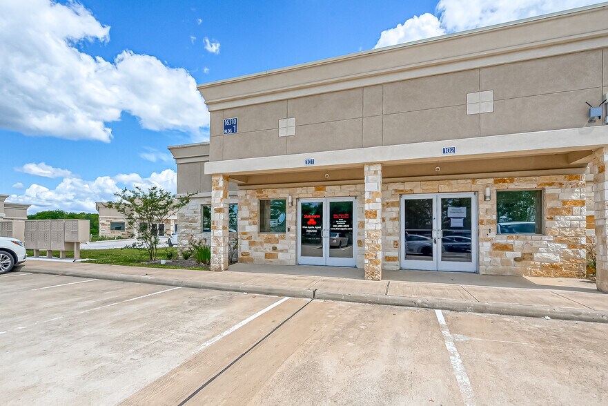 More Photos Of 16300 State Highway 249, Houston Unknown For Lease