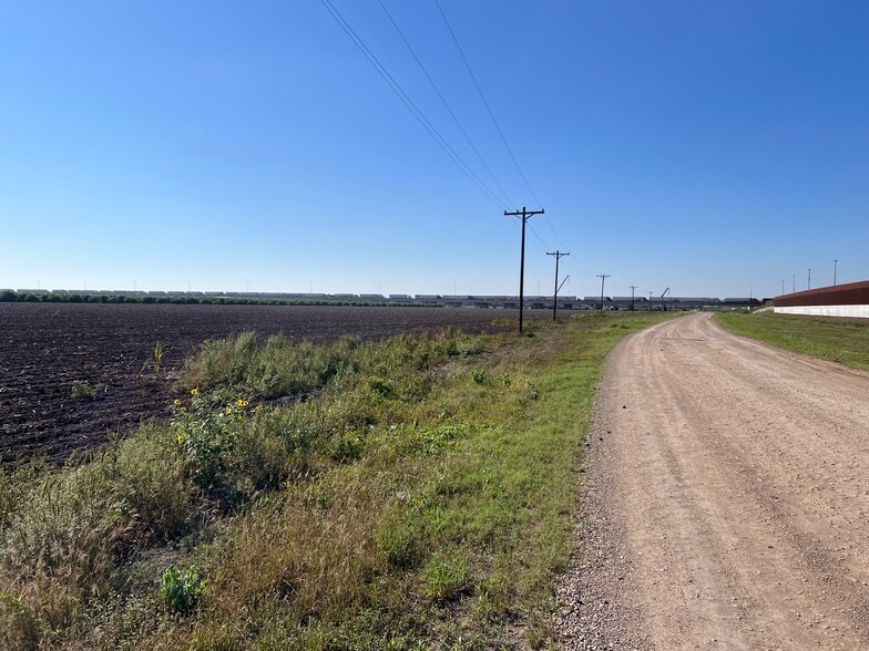 More Photos Of 424.43 Acs on E. Side of Pharr Intl. Bridge, Pharr Land For Sale